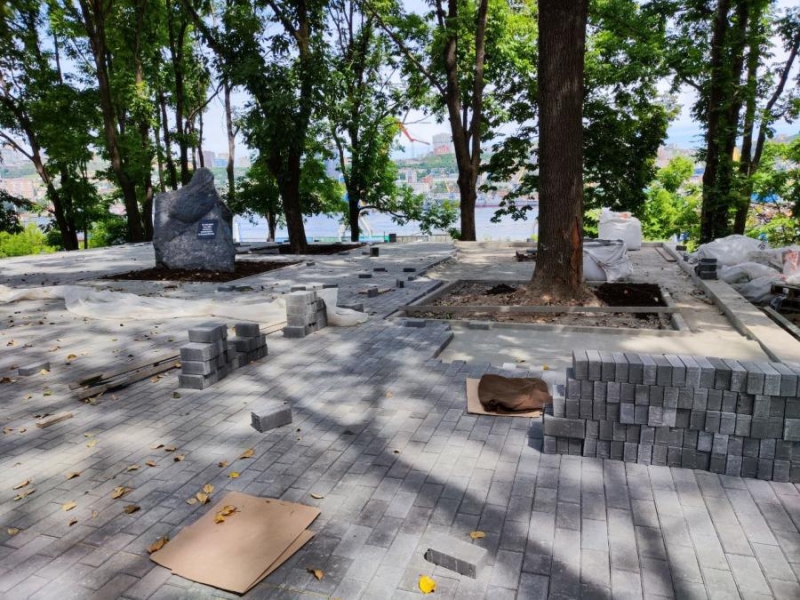 Во Владивостоке благоустраивают еще один сквер