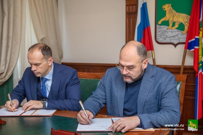 Во Владивостоке может появится Доска Почета: Константин Шестаков дал согласие