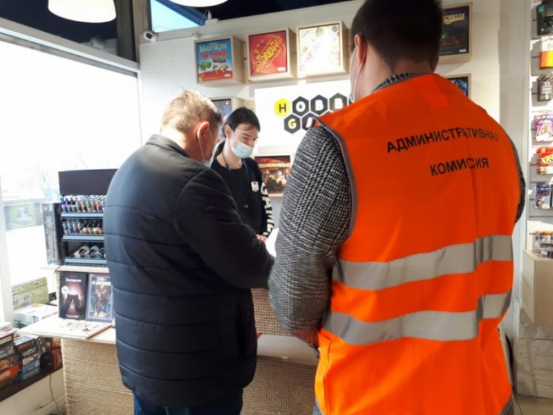 Во Владивостоке проходят проверки на соблюдение антиковидных мер