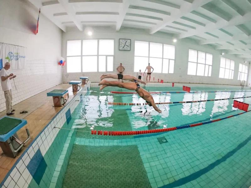 «Восточный Порт» провел соревнования по плаванию памяти Геннадия Жебелева