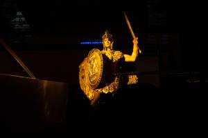 «Все на премьеру». Грандиозное шоу  Гии Эрадзе «Бурлеск» представят во Владивостоке