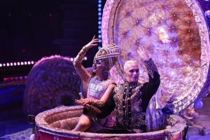 «Все на премьеру». Грандиозное шоу  Гии Эрадзе «Бурлеск» представят во Владивостоке