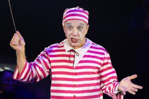 «Все на премьеру». Грандиозное шоу  Гии Эрадзе «Бурлеск» представят во Владивостоке