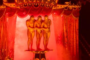 «Все на премьеру». Грандиозное шоу  Гии Эрадзе «Бурлеск» представят во Владивостоке